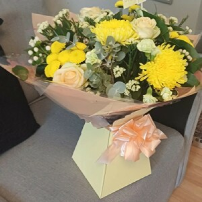 Peacheyellow, Cream delight - Fabulous collection of quality  flowers hand-tied and delivered in water.