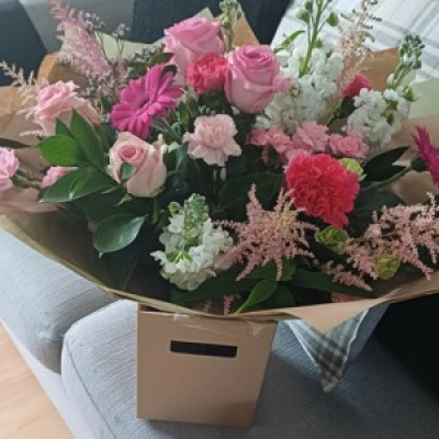 Florist choice - Stunning full blooms of the day. Make their day beautiful