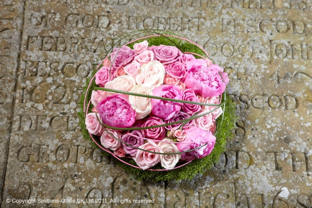 PINK MODERN POSY