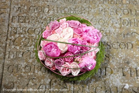 PINK MODERN POSY